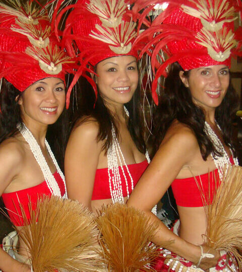 hula_girls_adults_red_480x640 hula_girls_adults_red_480x640